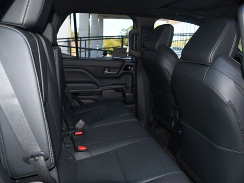 New 2025 Toyota 4Runner Limited image 10