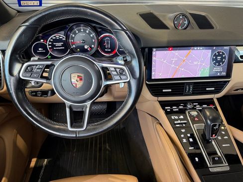 Certified 2020 Porsche Cayenne AWD/4WD image 34