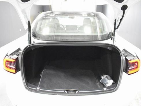 Used 2023 Tesla Model 3 Performance image 33