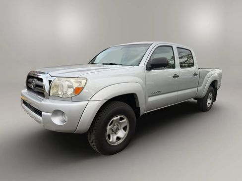Used 2005 Toyota Tacoma 4x4 Double Cab image 1