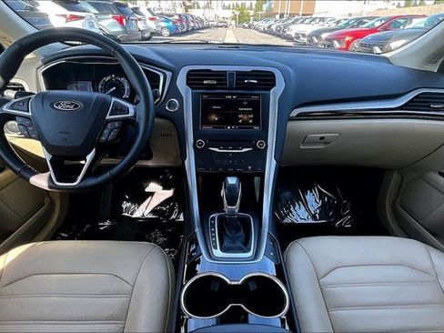 Used 2015 Ford Fusion Energi SE w/ Driver Assist Package image 11