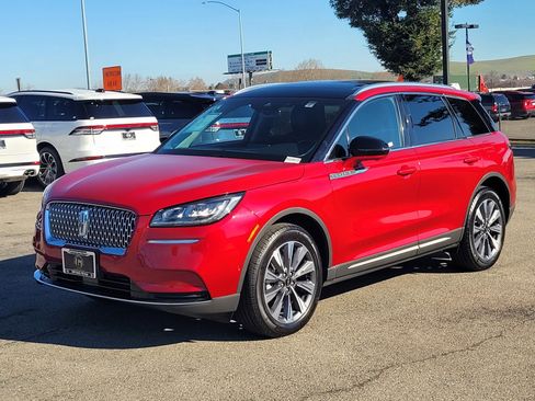 Used 2022 Lincoln Corsair Reserve image 8