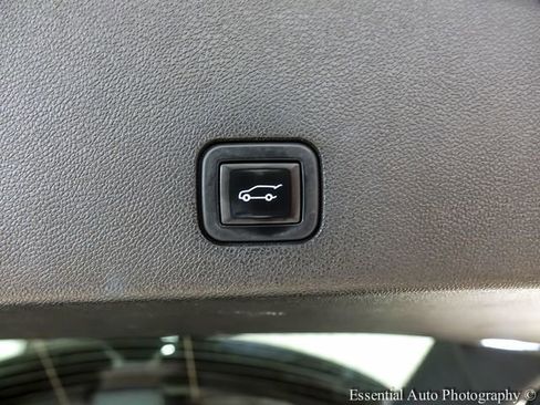 Certified 2023 Cadillac XT6 Sport w/ Technology Package image 24