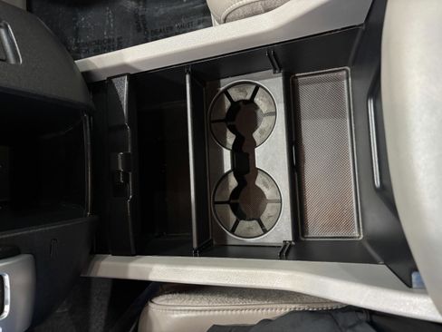 Used 2011 Honda Pilot EX-L image 17