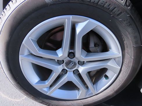 Used 2018 Audi Q5 2.0T Premium image 15