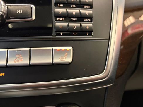 Used 2015 Mercedes-Benz ML 350 ML 350 4MATIC Sport Utility 4D image 23