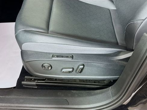 Used 2023 Volkswagen ID.4 Pro S Plus image 20