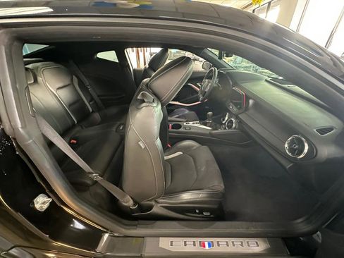 Used 2021 Chevrolet Camaro SS image 30