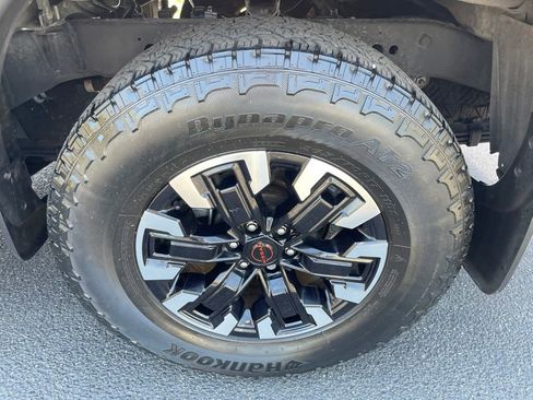 Certified 2023 Nissan Frontier PRO-4X w/ Technology Package AWD/4WD image 27