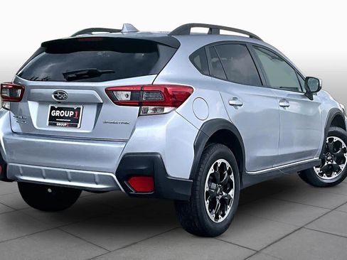 Used 2021 Subaru Crosstrek 2.0i Premium w/ Moonroof Package AWD/4WD image 13