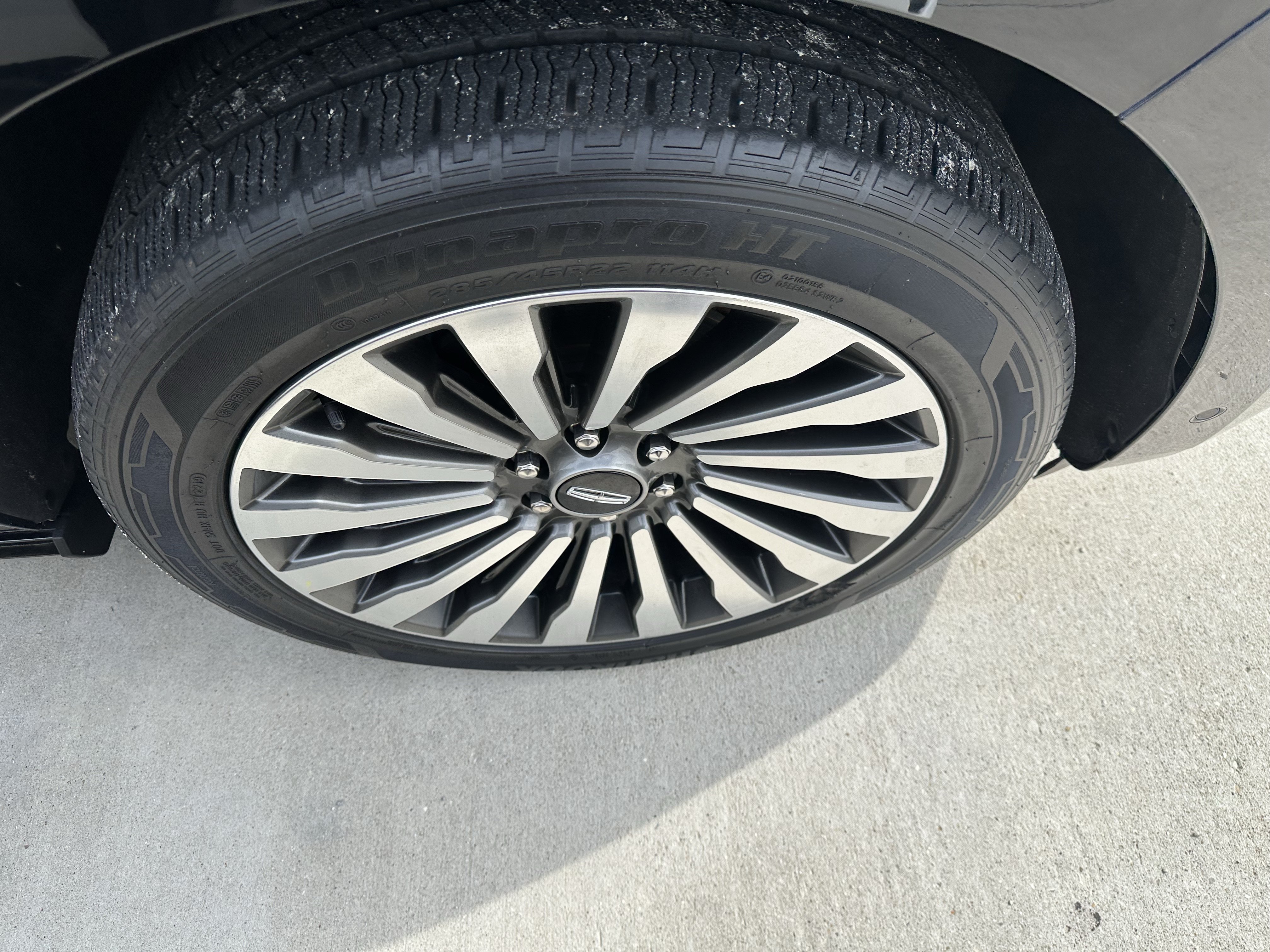 Used 2019 Lincoln Navigator Reserve AWD/4WD image 4