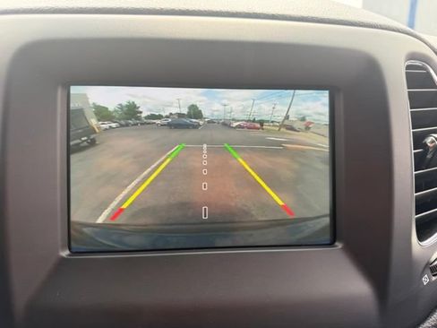 Used 2019 Jeep Compass Latitude w/ Popular Equipment Group AWD/4WD image 5