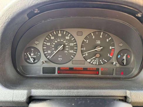 Used 2006 BMW X5 4.4i image 18