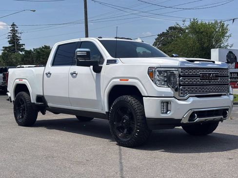Used 2022 GMC Sierra 2500 Denali w/ Denali Ultimate Package AWD/4WD image 3
