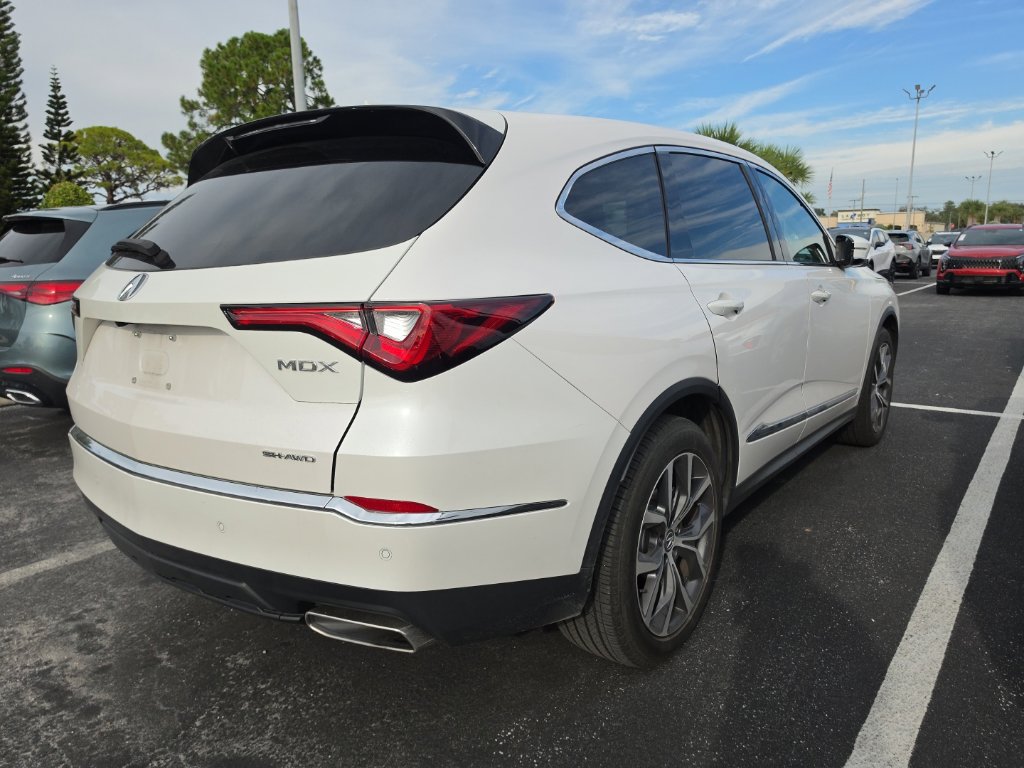 Used 2024 Acura MDX w/ Technology Package AWD/4WD image 17
