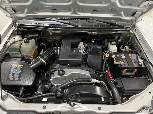 Used 2010 Chevrolet Colorado LT image 42