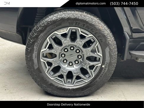 Used 2024 GMC Hummer EV 3X image 38