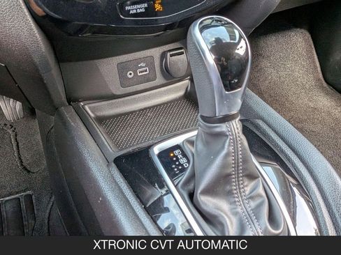 Certified 2020 Nissan Rogue SV FWD image 19