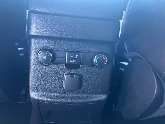 Used 2019 Ford Explorer XLT w/ Equipment Group 202A AWD/4WD image 20