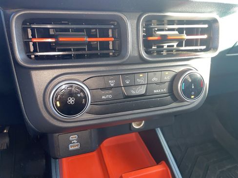 Used 2024 Ford Maverick XLT w/ Equipment Group 300A Standard image 12