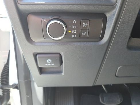 Used 2023 Ford Expedition XLT AWD/4WD image 12