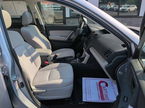 Used 2015 Subaru Forester 2.5i Premium AWD/4WD image 11