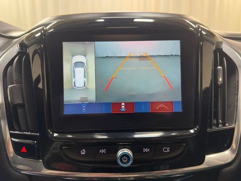 Used 2018 Chevrolet Traverse LT AWD/4WD image 24
