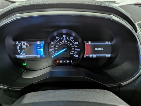 Used 2020 Ford Edge Titanium w/ Equipment Group 301A AWD/4WD image 18