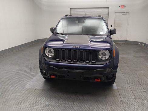 Used 2017 Jeep Renegade Trailhawk w/ Premium Trailhawk Package AWD/4WD image 15