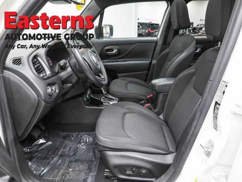 Used 2022 Jeep Renegade Altitude w/ Sun/Sound Group image 14