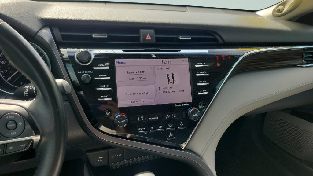 Used 2018 Toyota Camry XLE w/ Audio Package FWD image 14