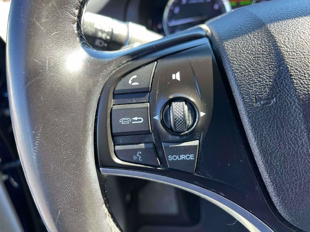 Used 2020 Acura MDX w/ Technology Package AWD/4WD image 32