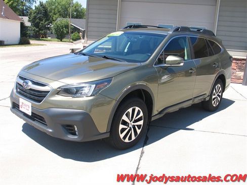 Used 2022 Subaru Outback Premium AWD/4WD image 25