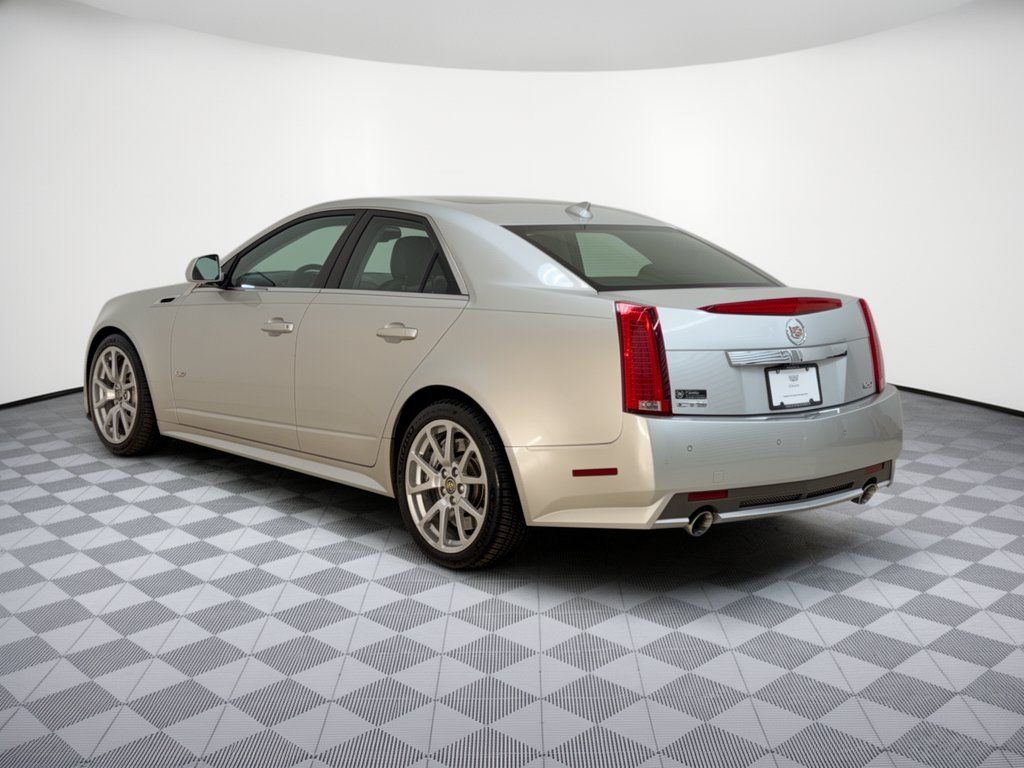 Used 2011 Cadillac CTS V RWD image 3