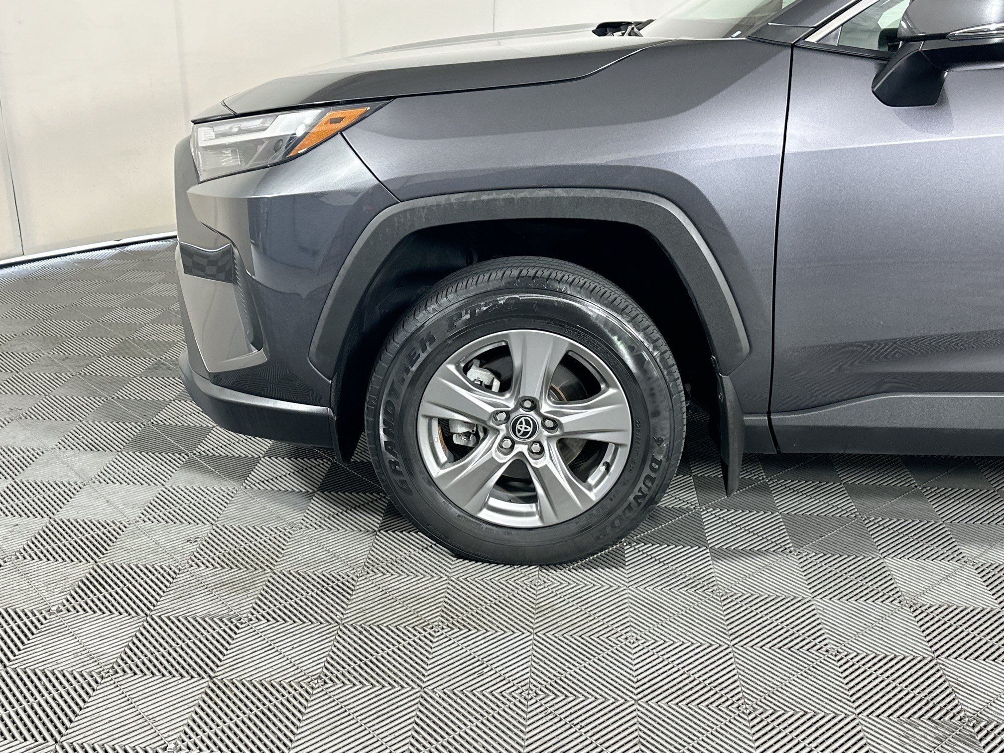 Used 2024 Toyota RAV4 XLE w/ Convenience Package FWD image 11