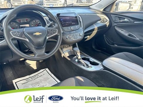 Used 2023 Chevrolet Malibu LT image 35