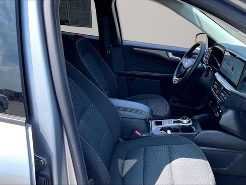 Used 2023 Ford Escape Active w/ Tech Pack #2 AWD/4WD image 7