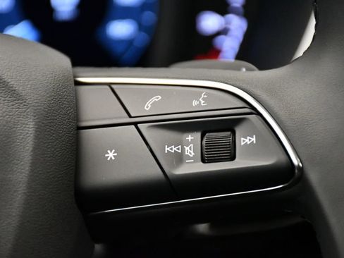 Used 2025 Audi Q3 2.0T Premium w/ Convenience Package image 25