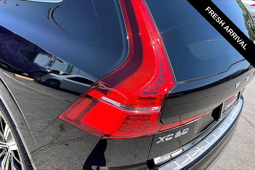 Used 2023 Volvo XC60 B5 Plus w/ Protection Package Premier FWD image 22