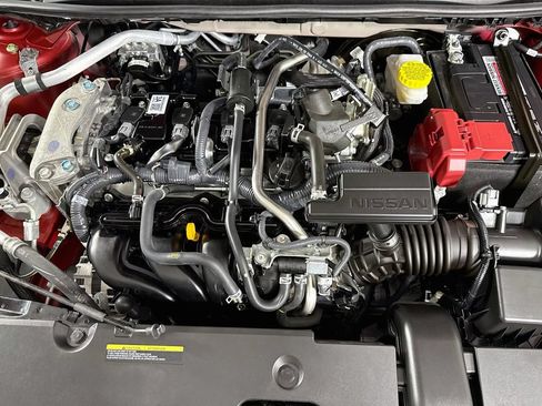 Certified 2025 Nissan Sentra SR w/ SR Premium Package FWD image 34