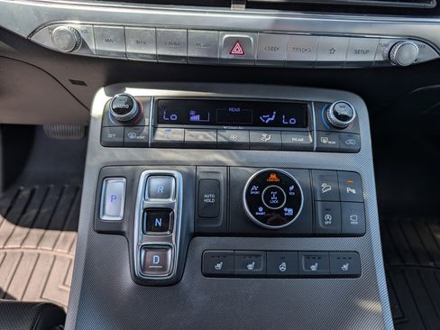 Used 2020 Hyundai Palisade Limited image 17