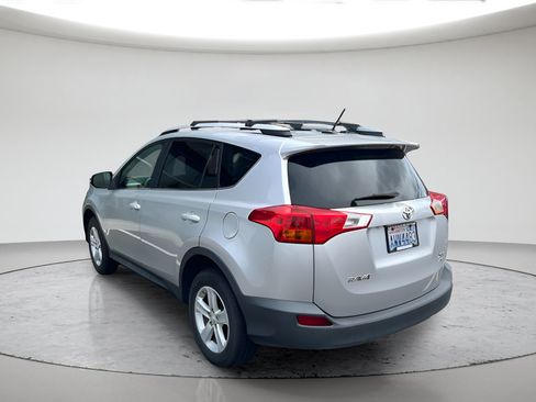 Used 2013 Toyota RAV4 XLE AWD/4WD image 5