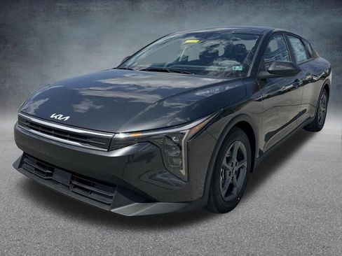New 2026 Kia K4 FWD image 1