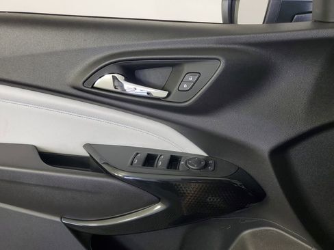 New 2026 Chevrolet Trax LT w/ LPO, Blackout Package FWD image 28