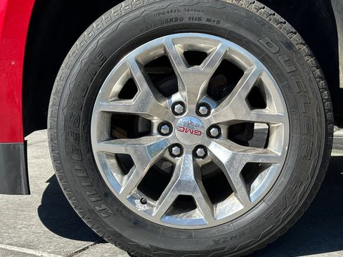 Used 2015 GMC Yukon SLT w/ Open Road Package AWD/4WD image 10