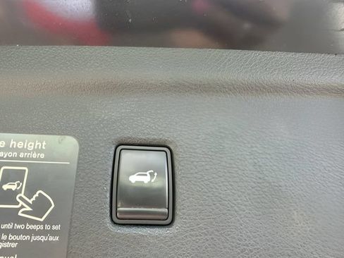 Used 2019 INFINITI QX50 Luxe w/ Cargo Package AWD/4WD image 10