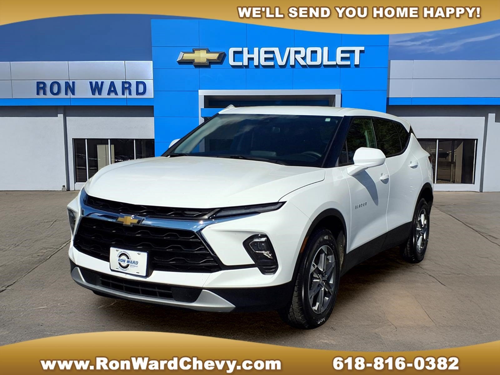 Used 2025 Chevrolet Blazer LT FWD image 1