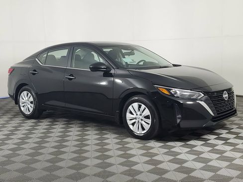 New 2025 Nissan Sentra S image 2