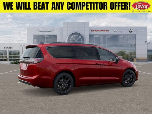 New 2026 Chrysler Pacifica Select w/ S Appearance Package FWD image 4