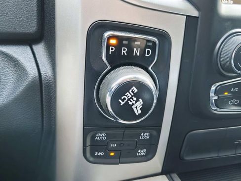 Used 2018 RAM 1500 Big Horn AWD/4WD image 32